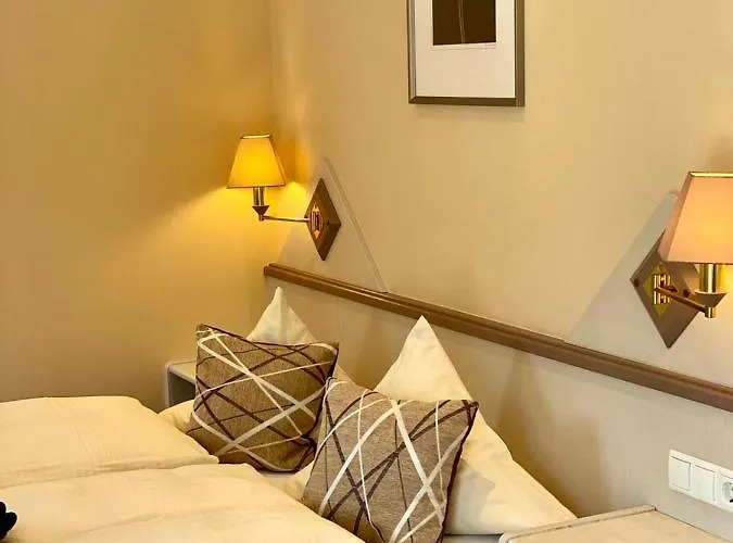 Landgasthaus Steinsmuhle بيت ضيافة باد مونستريفل