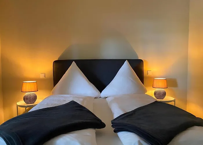 Landgasthaus Steinsmuhle بيت ضيافة باد مونستريفل