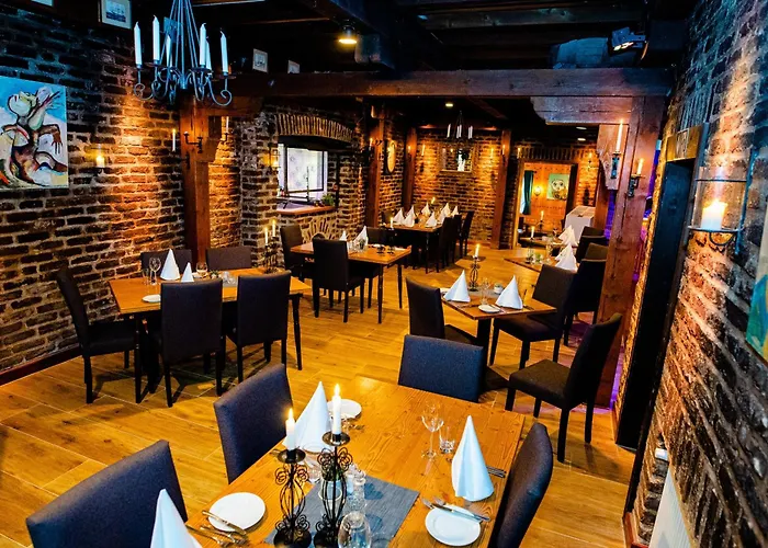 Landgasthaus Steinsmuhle باد مونستريفل